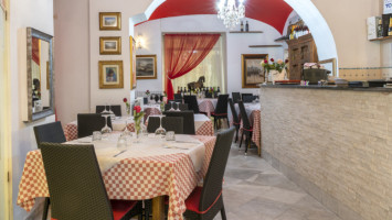 Trattoria Vineria Da Ale food