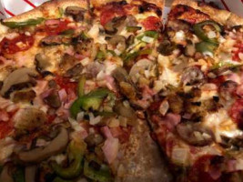 Lani's Pizza food