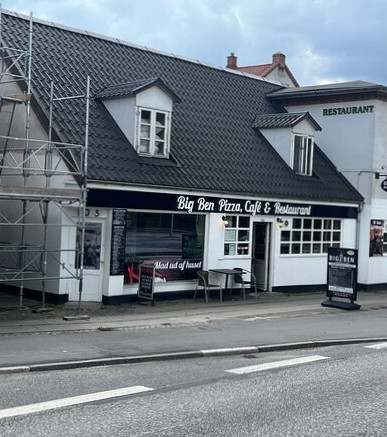 Big Ben Cafe Udenfor