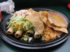 El Indio Mexican Catering inside