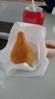 Coxinhas Douradas E Mercearia Freitas food