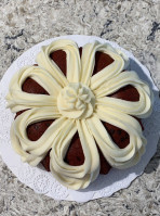 The Bundt Shoppe food