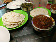 Banana Leaf food