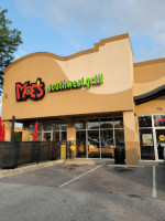 Moe's Southwest Grill outside