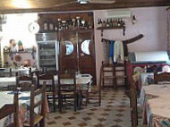 Mezzaluna inside