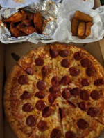 Love Park Pizza Chicken food