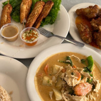 Khun Ay Thai Cafe food