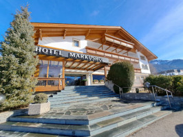 Alpinhotel Keil outside