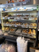 Marian's Bagels food