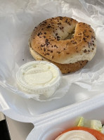 Marian's Bagels food