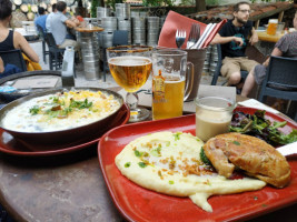 Le Biergarten Toulouse food