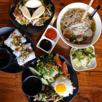 123 Pho food