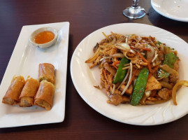 Royal Thai Cuisine food