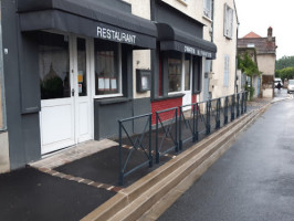 Le Bistrot Du Haras food