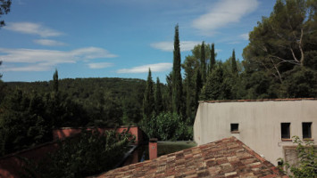 Auberge La Tuiliere outside