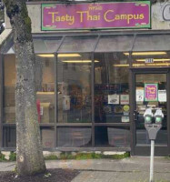 Tasty Thai Campus outside