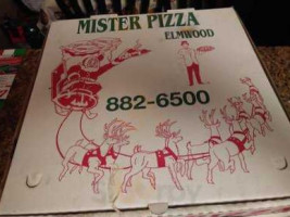 Mister Pizza food