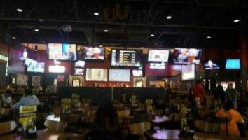 Buffalo Wild Wings food