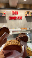 Don Croissant food