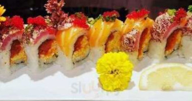 Suzushii Sushi And Grill food