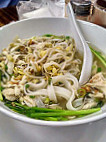 Sen Lek Thai Noodle food