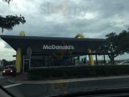 Mcdonald's outside