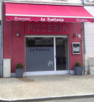 La Trattoria outside