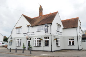 The White Hart Inn outside