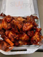 Wings On The Run food