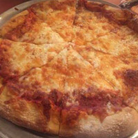 Mineo's Pizza House food