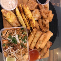 Isa Thai Takeaway food