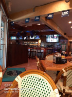 Coastal Ale House inside