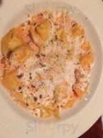 Carino's Italian food