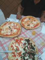 Pizzeria Da Salvatore food