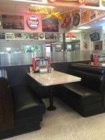 The Original Mels Diner food