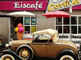 Eiscafe Cortina outside