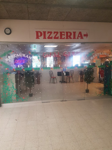 Gundsoemagle Pizza House Udenfor
