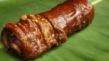 Mang Jomar Lechon Baboy inside