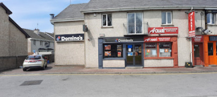 Domino's Pizza outside