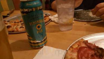 Heartland Pizza Company food