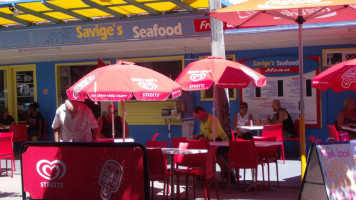 Saviges Seafood food