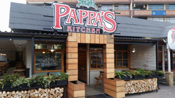 Pappas Kitchen inside