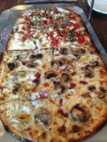 Olivella's Pizza And Wine food