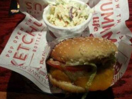 Red Robin Gourmet Burgers And Brews food