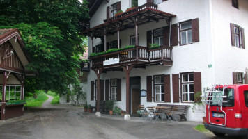 Schaupenwirt outside