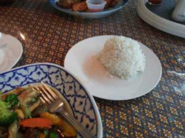 Pj Thai Cuisine food