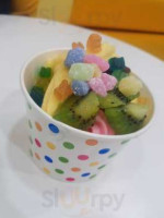 Tutti Frutti Frozen Yogurt food