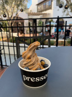 Pressed Juicery Paseo Nuevo food