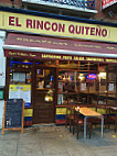 El Rincon Quiteno inside