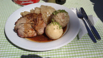 Pelmbergstüberl food